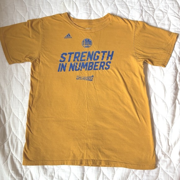 adidas Other - ADIDAS Golden State Warriors T-Shirt Strength In Numbers Playoffs NBA Medium